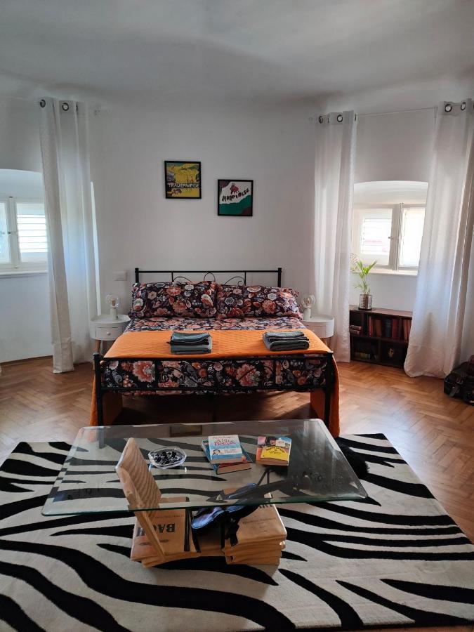Volta 8 Rooms Τεργέστη Εξωτερικό φωτογραφία