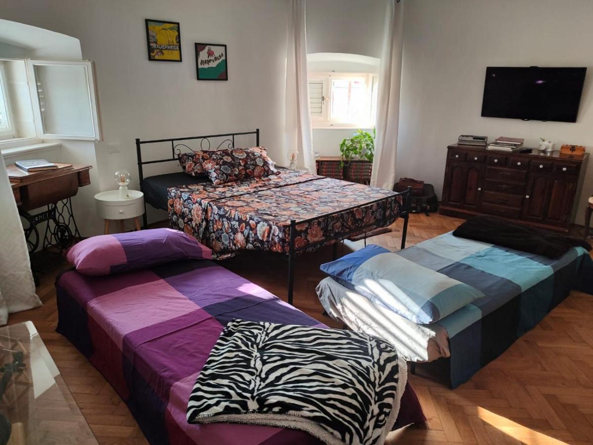 Volta 8 Rooms Τεργέστη Εξωτερικό φωτογραφία